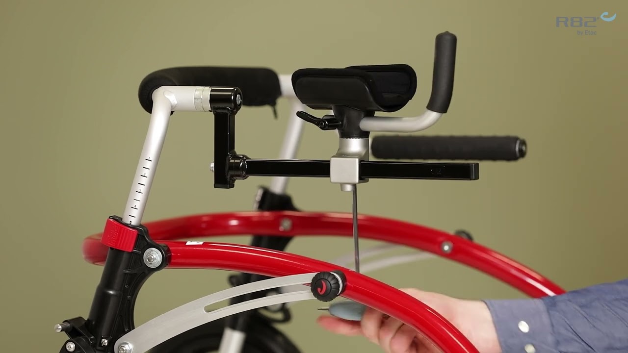 R82 Crocodile AT - How to mount forearm supports and hand brakes