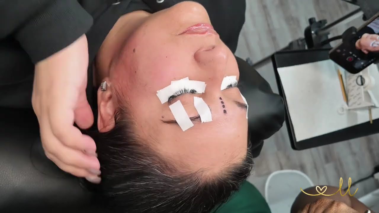 WATCH ME GIVE A VOLUME LASH FILL IN