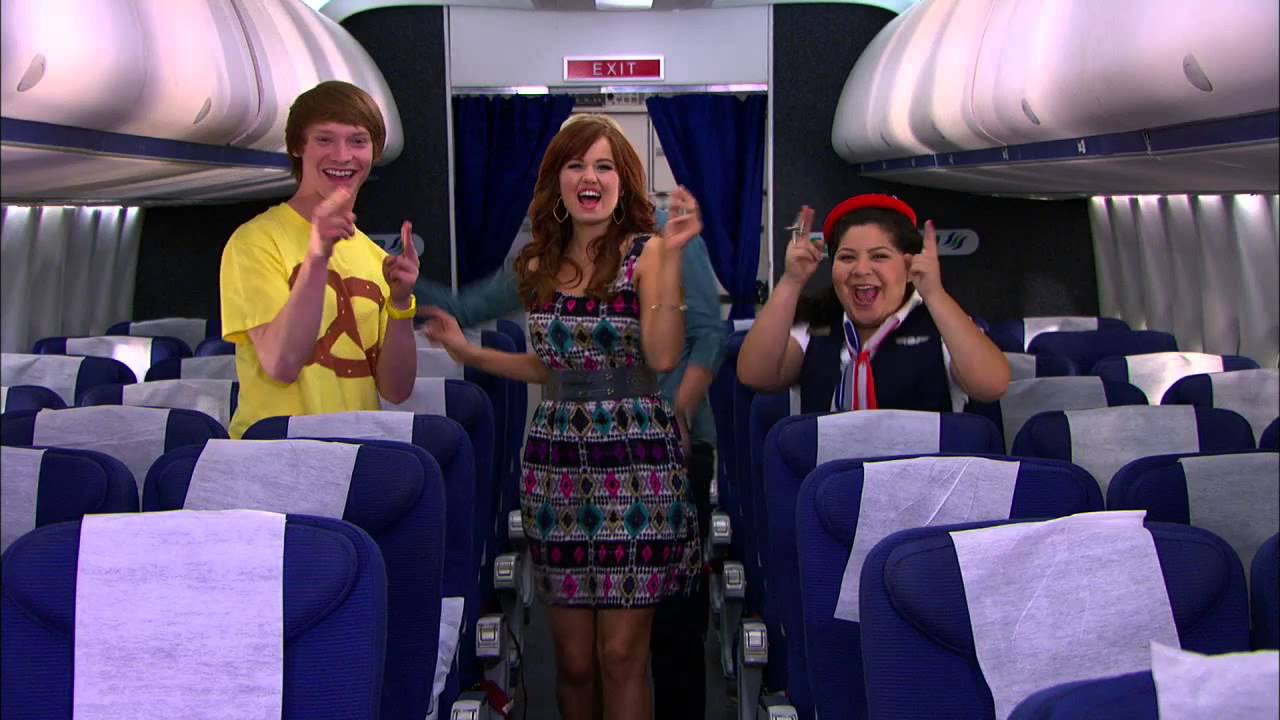 Austin & Jessie & Ally All Star New Year 