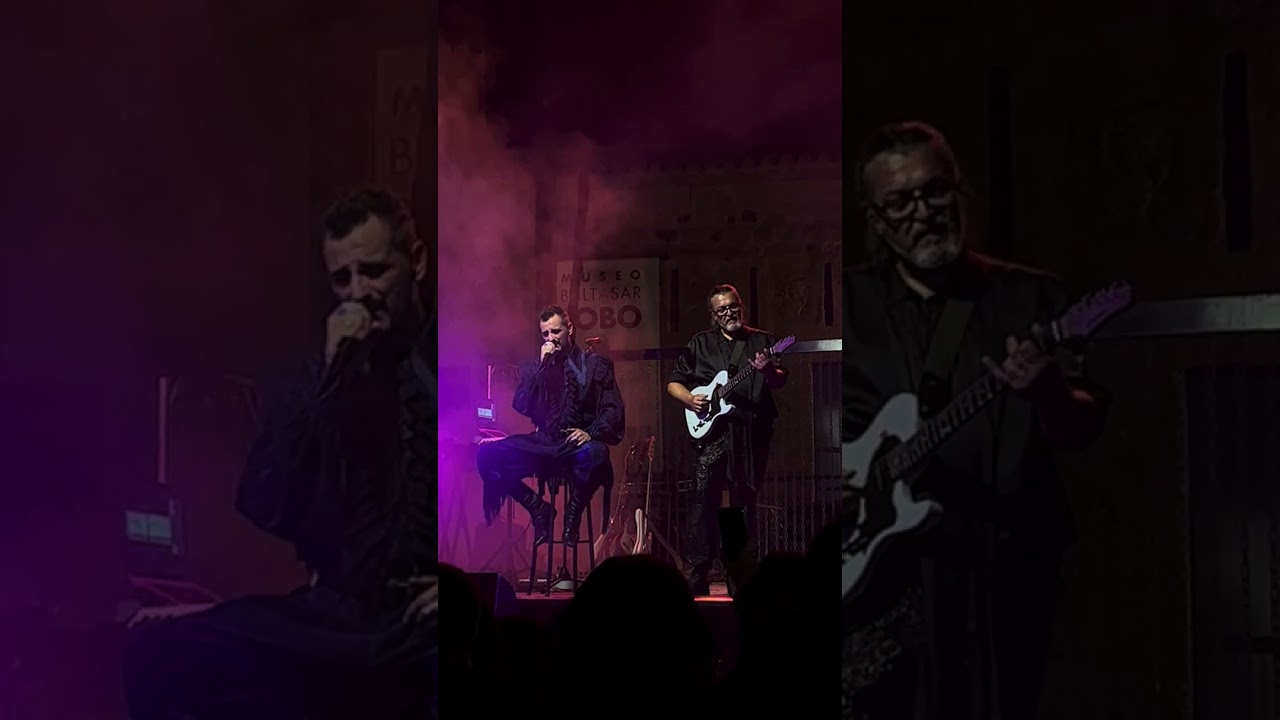 “Jugando a ser mayor“ de MASTODONTE