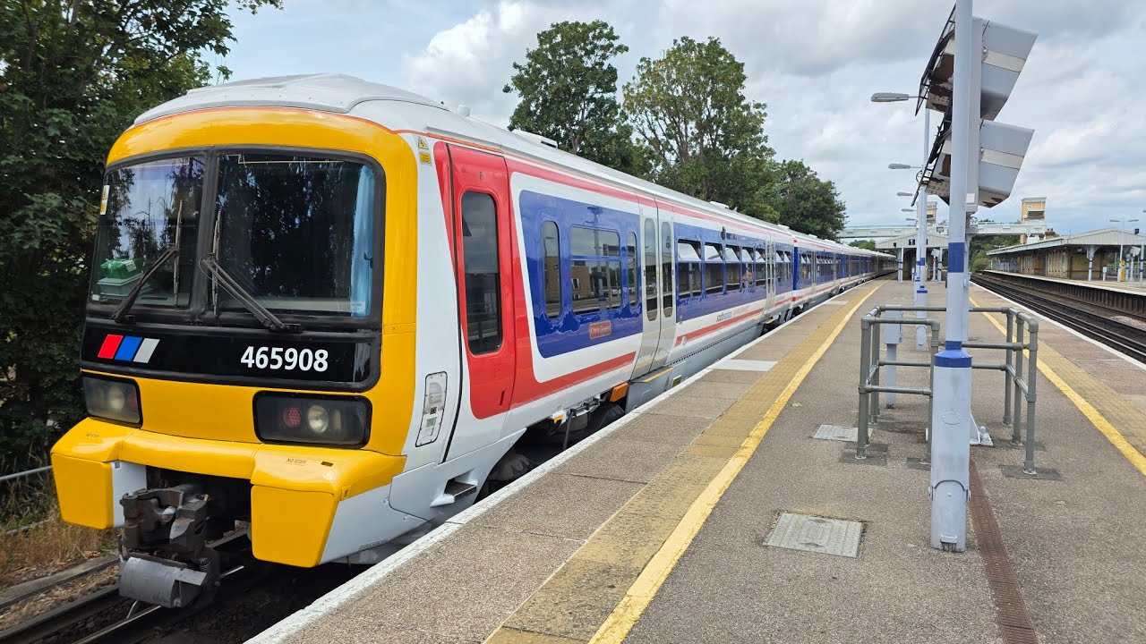 Special livery! Southeastern 465908 (2D58) Orpington - Bromley South