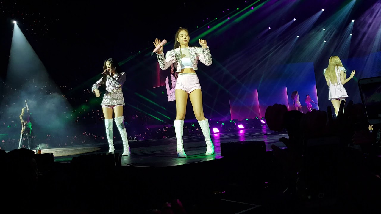 [HD] BLACKPINK - WHISTLE (BLACKPINK IN YOUR AREA | Manila)