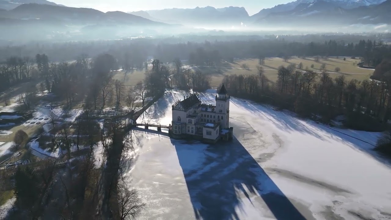 Rundflug Schloss Anif