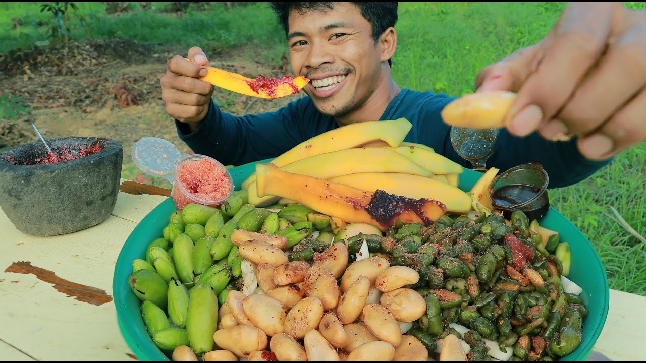 Eat 6 Fruits sour wow yummy delicious I like to eat