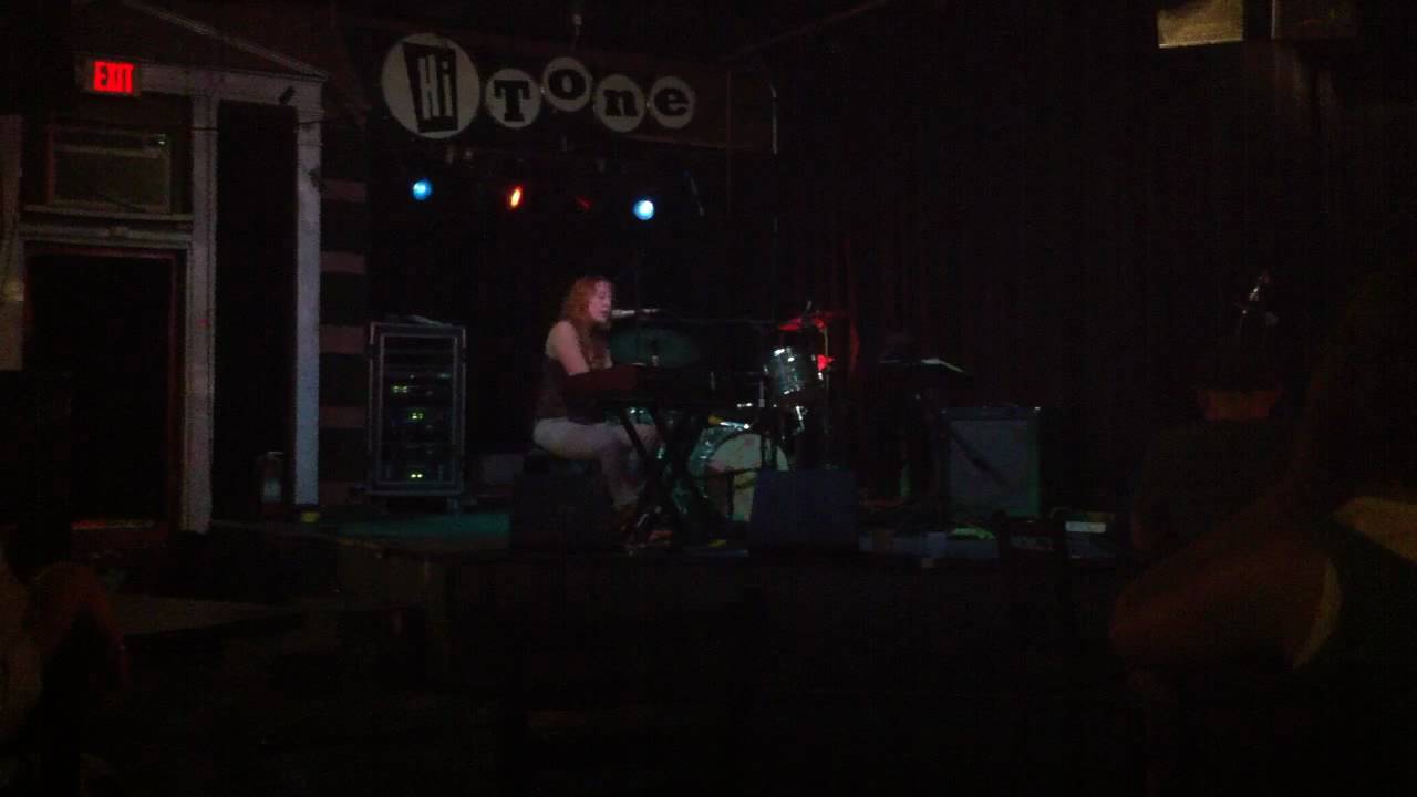Brooke Waggoner - Go Easy Little Doves Memphis 7/6/10