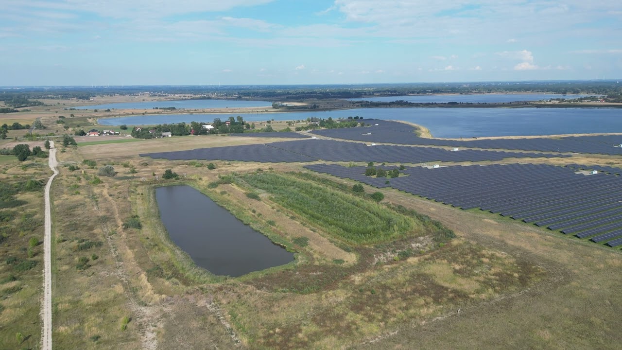 Farma fotowoltaiczna koło Brudzewa.