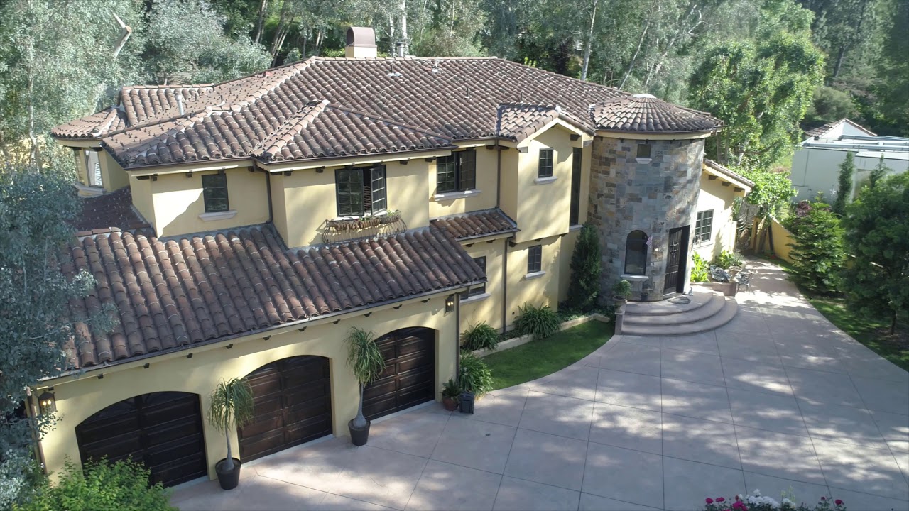 4928 Vanalden Avenue Tarzana, CA 91356