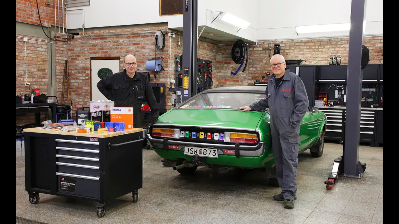 Nu väcker vi vår projektbil Ford Granada