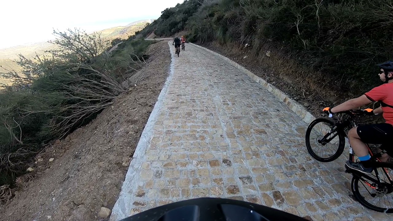 Gratteri, Collesano, insomma un bel giro.