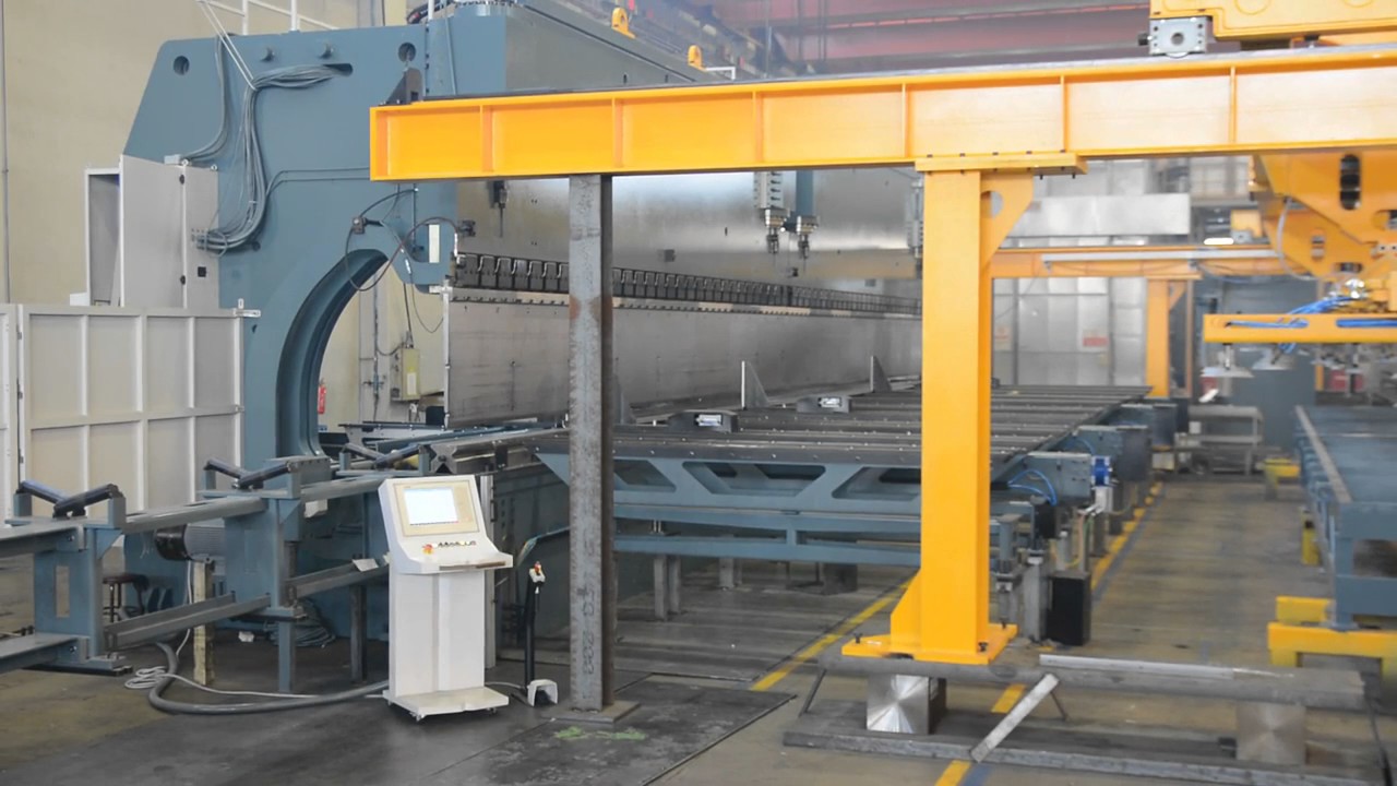 Prasa krawędziowa DURMA tandem AD-S 80600 do produkcji słupów oświetleniowych