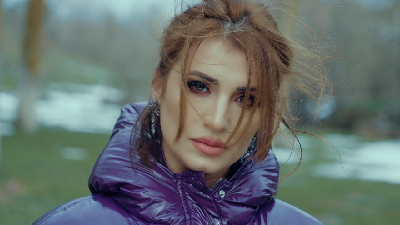 Meryem Sevilen - Şarkılarda Olmasa (Official Video)