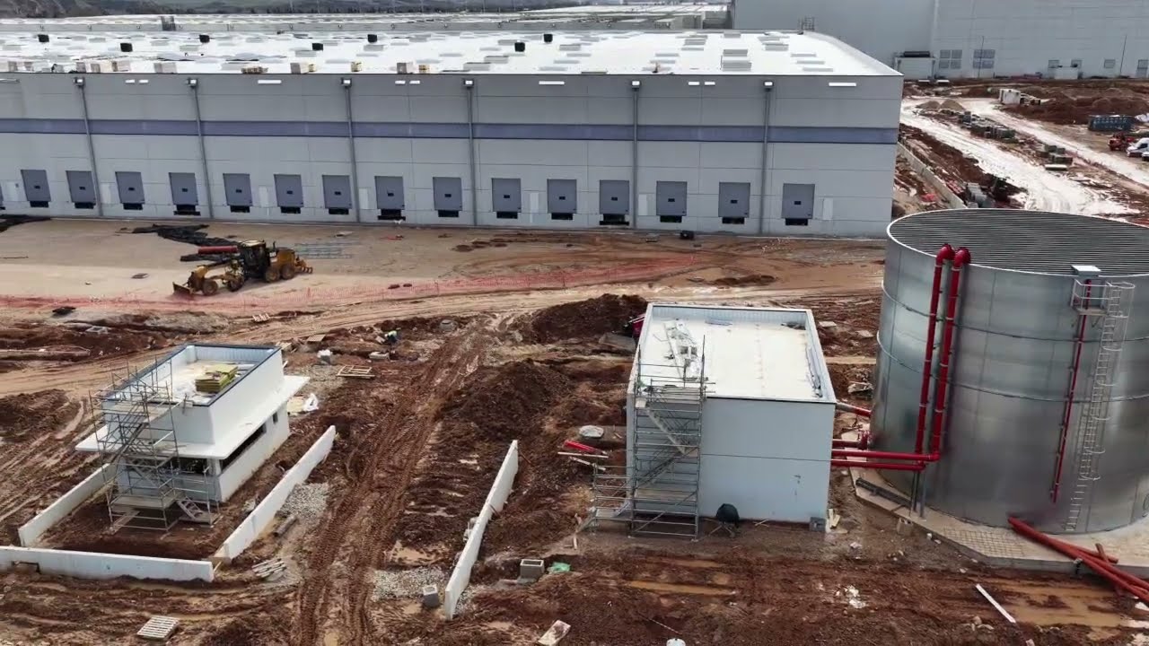 Dron sobrevolando el futuro proyecto Guadalajara D. Febrero 2026