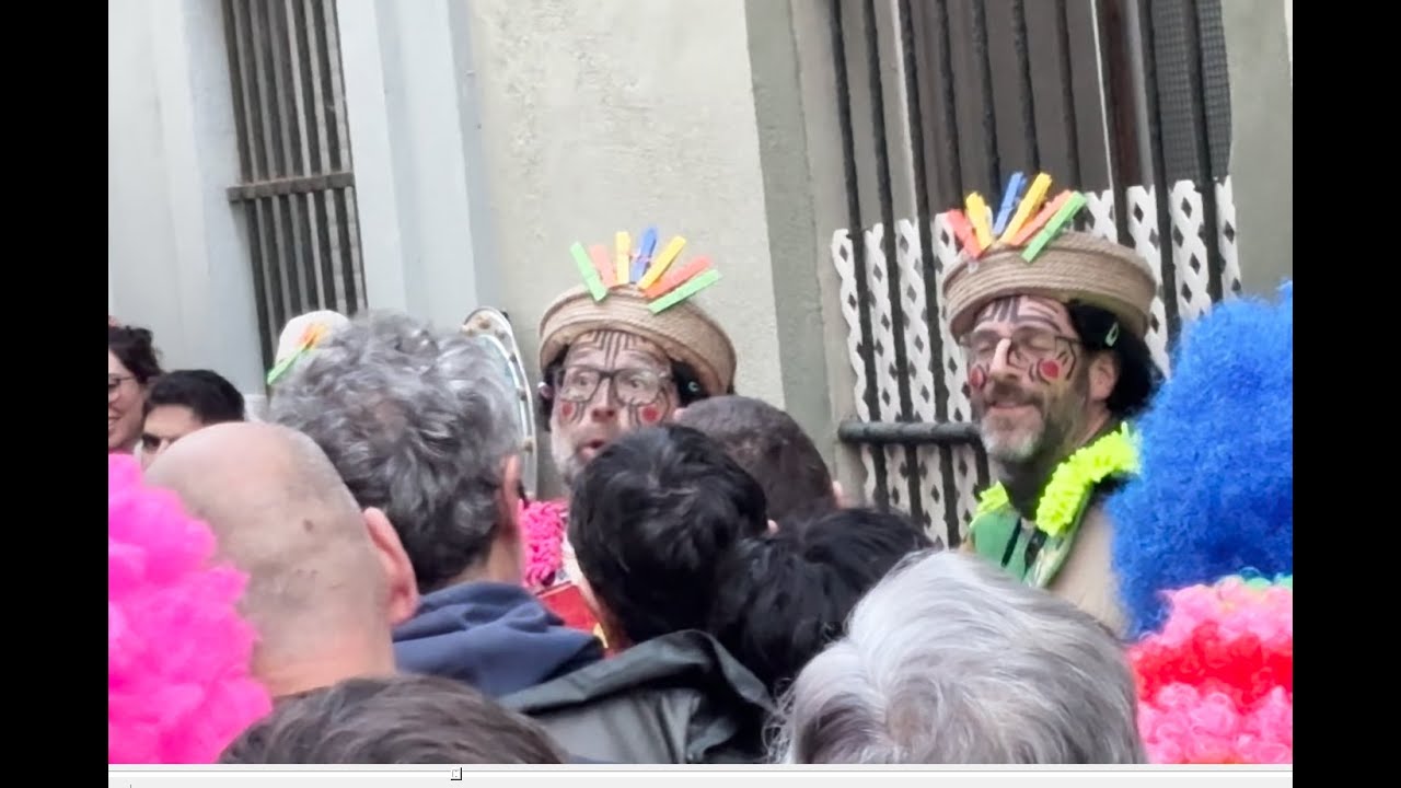 LA MICRONESIA VACIADA, CHIRIGOTA DEL PERCHERO POPURRI, CALLEJERA CARNAVAL CADIZ EN LA CALLE 2025