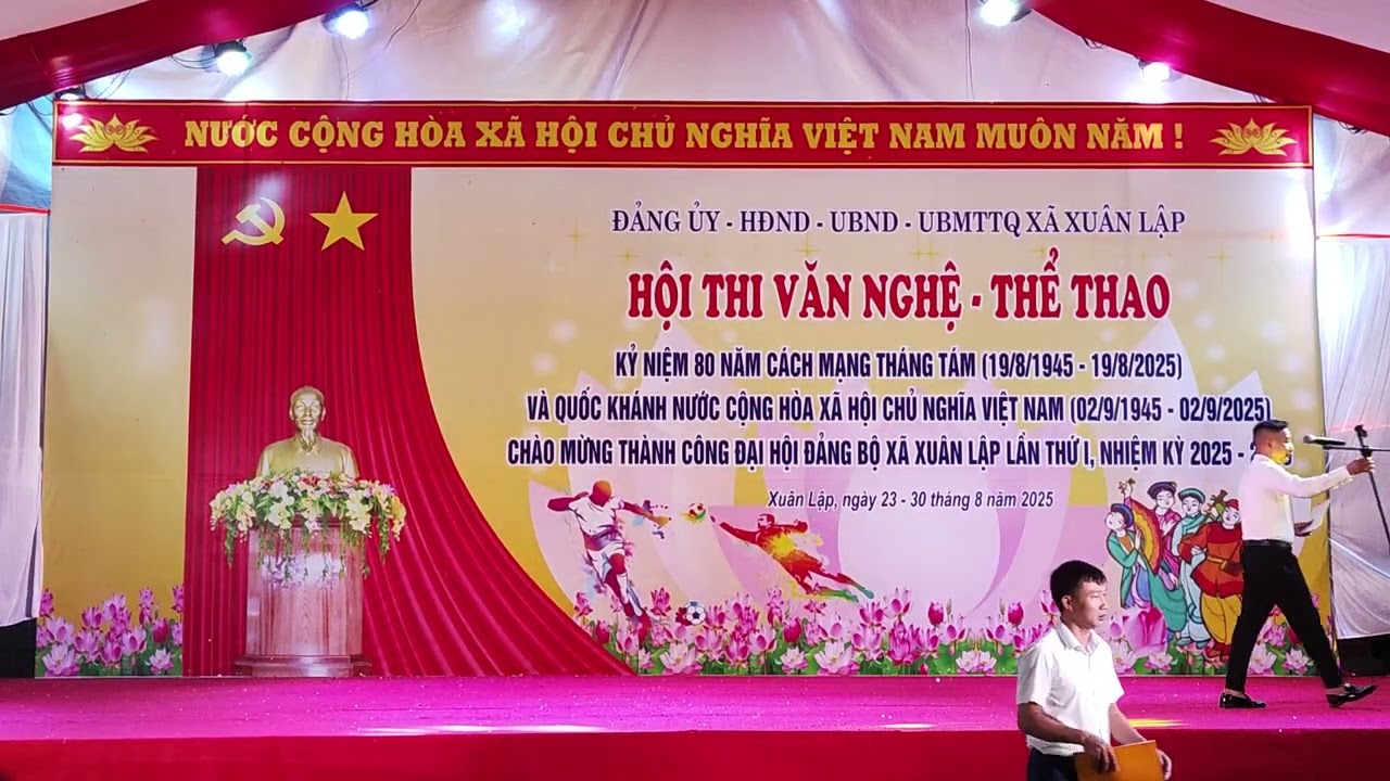 TOÀN CẢNH ĐÊM  HỘI THI VĂN NGHỆ XÃ XUÂN LẬP, CHÀO MỪNG CÁCH MẠNG THÁNG TÁM VÀ QUỐC KHÁNH O2/09