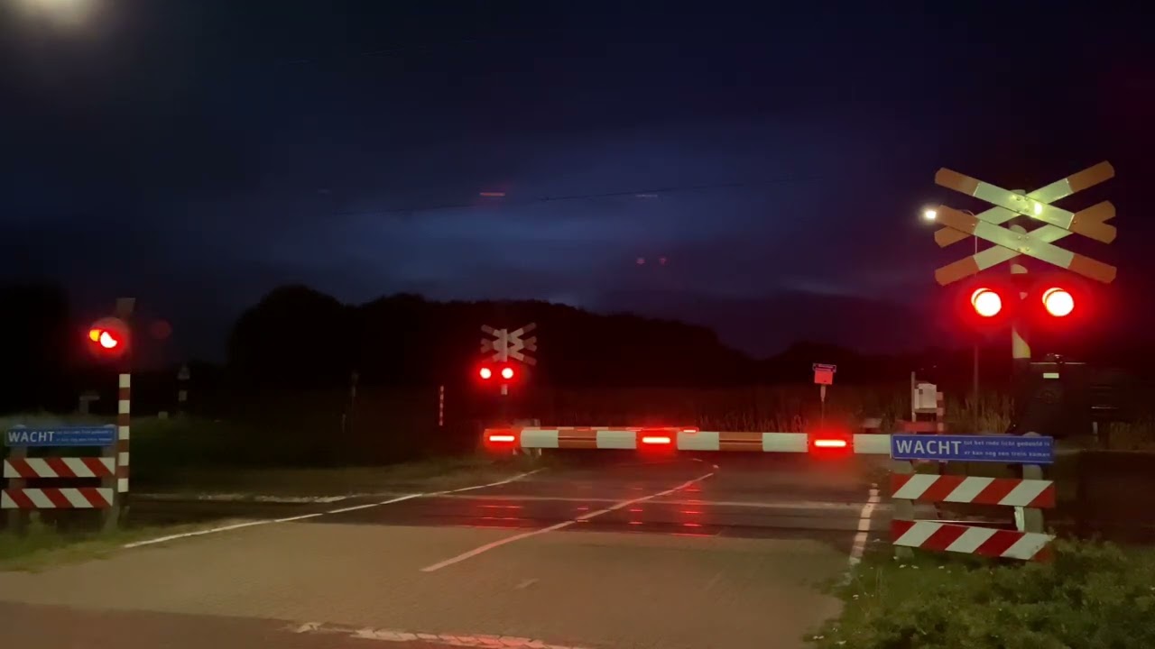 Treinen overweg Holten