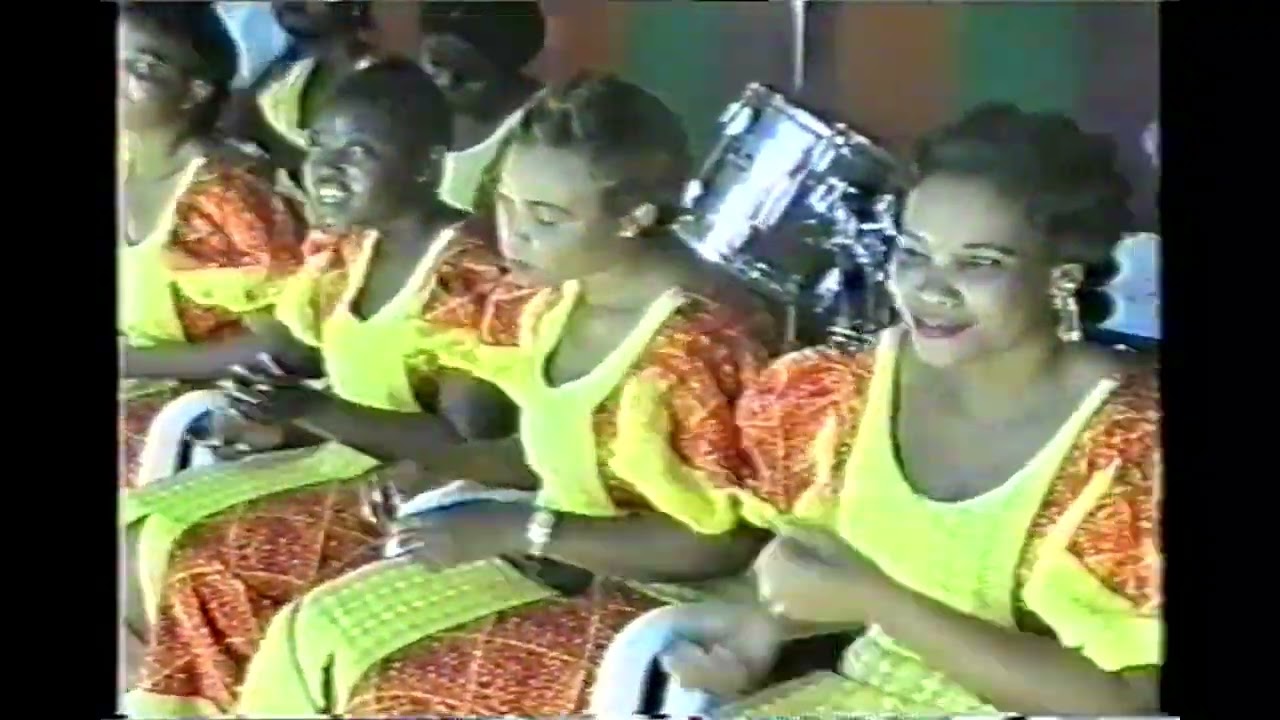 Muungano culltural troupe modern taarab