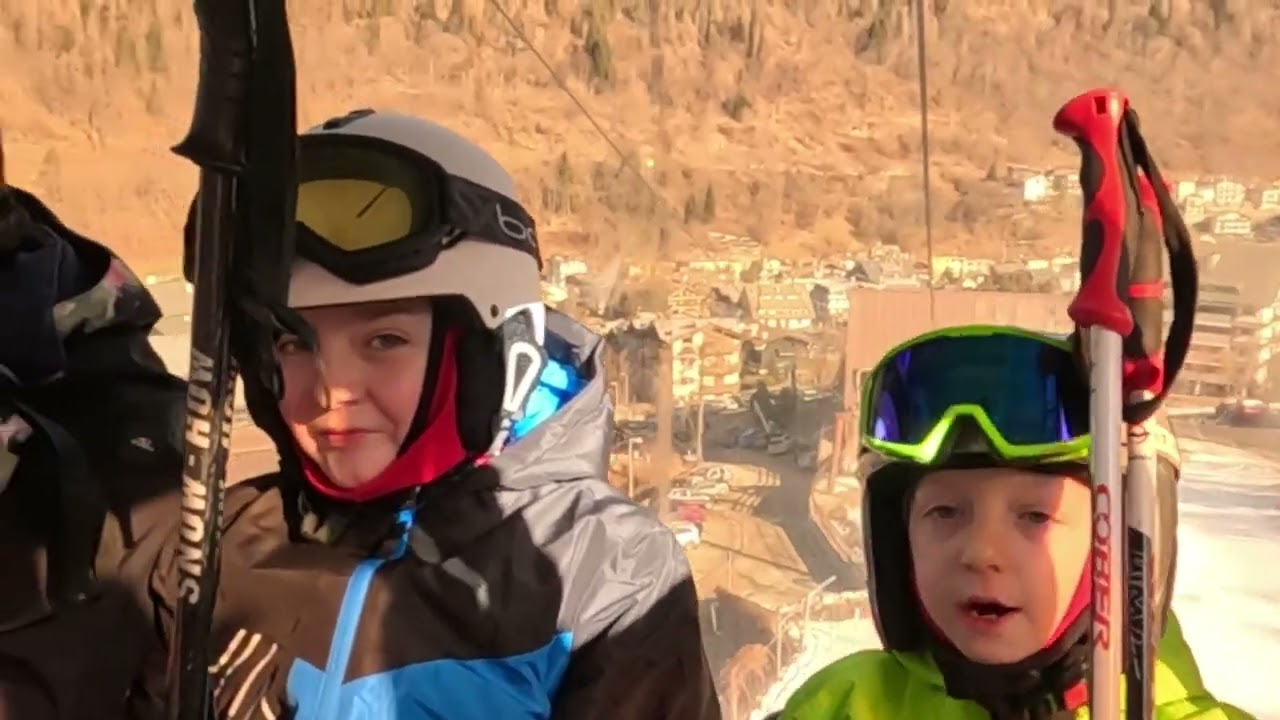 Aprica 2023