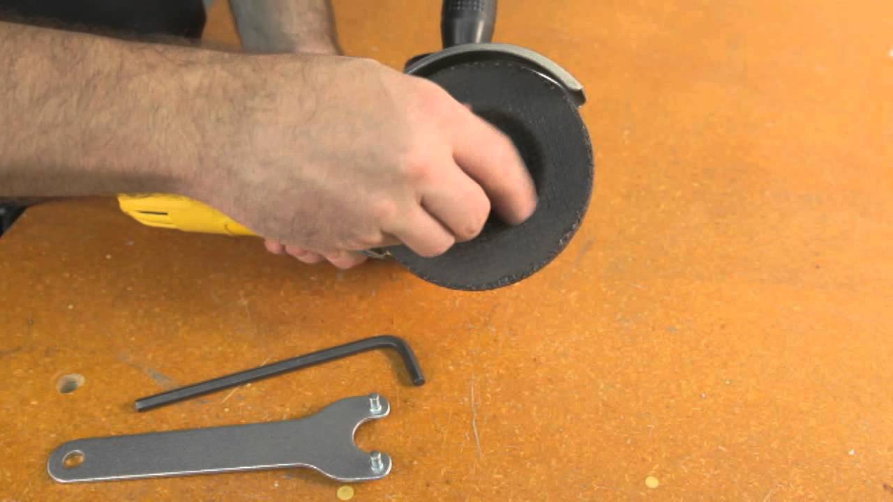 DEWALT DWE4011 Small Angle Grinder