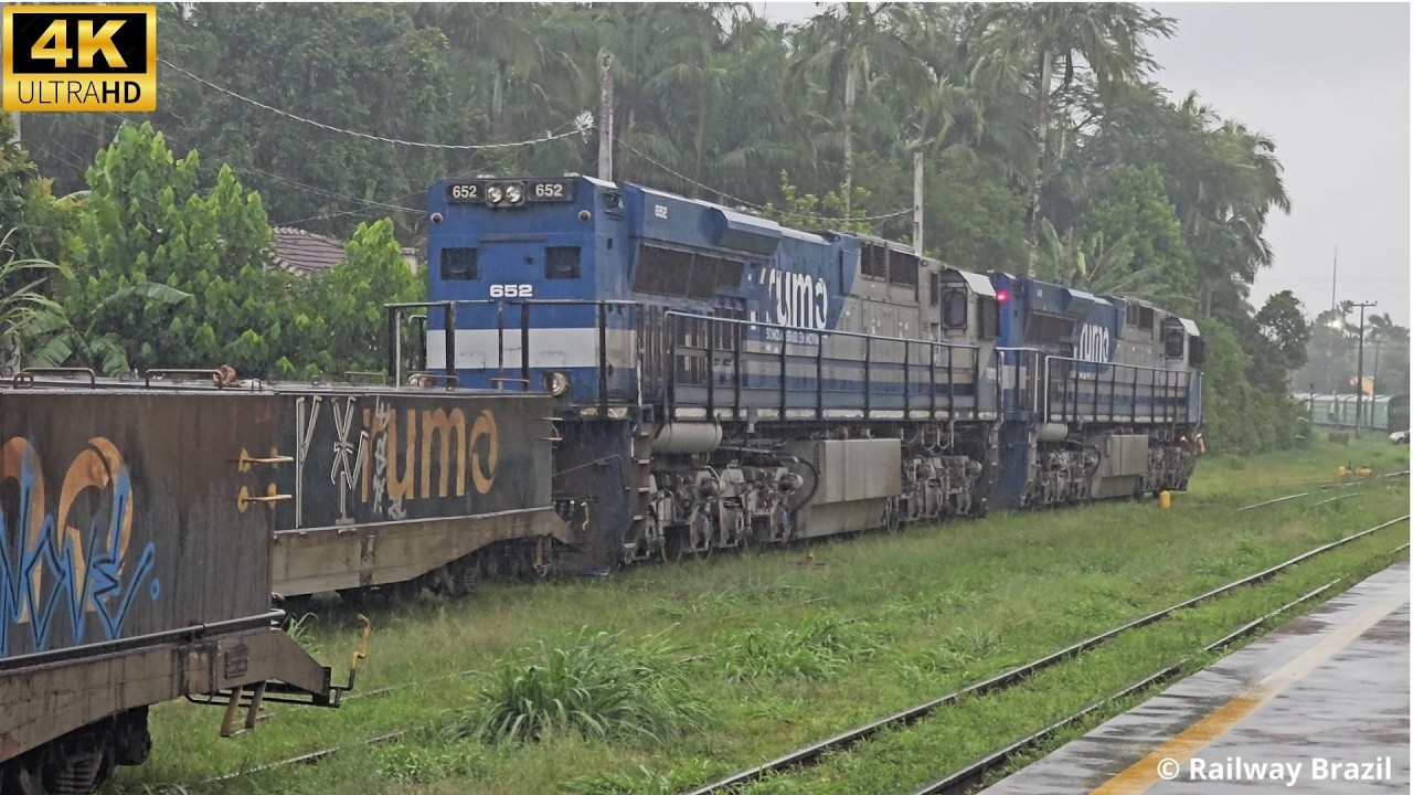 Locomotivas ES43BBi e uma quadra de GT22.