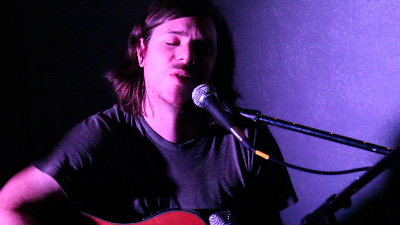 Kurt Travis Acoustic Session - Mantooth Sessions