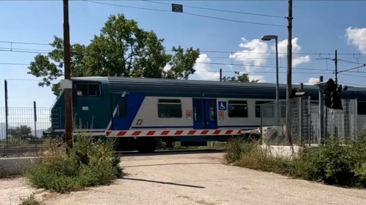 Passaggio a livello Scurcola Marsicana (AQ)// level crossing