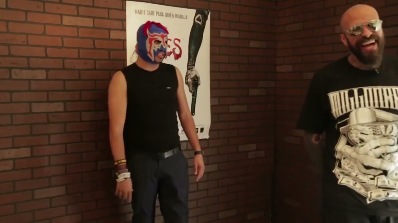 el babo se quiere madrear al escorpión