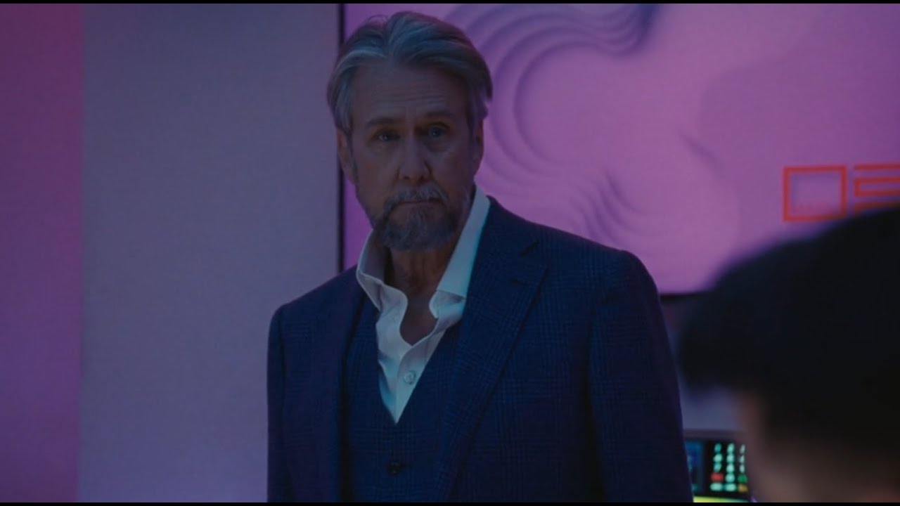 Connor doesn't need love - Succession S4E2