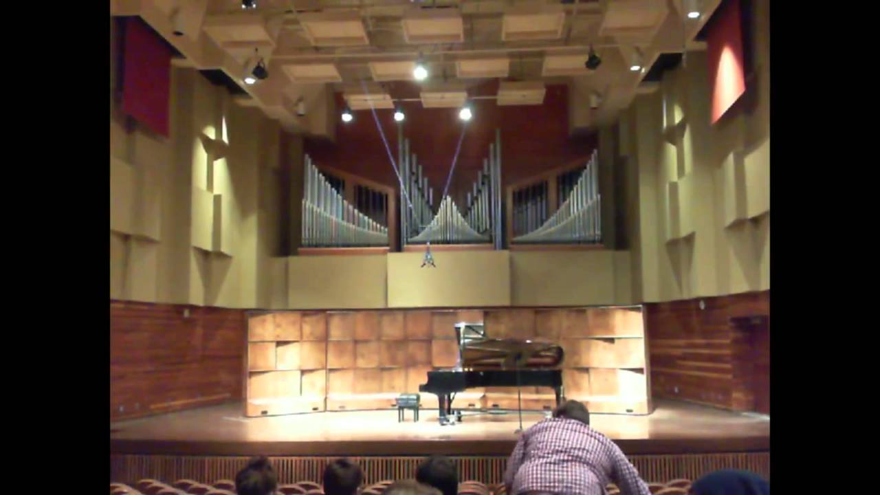 Adrian Irvine Live Stream