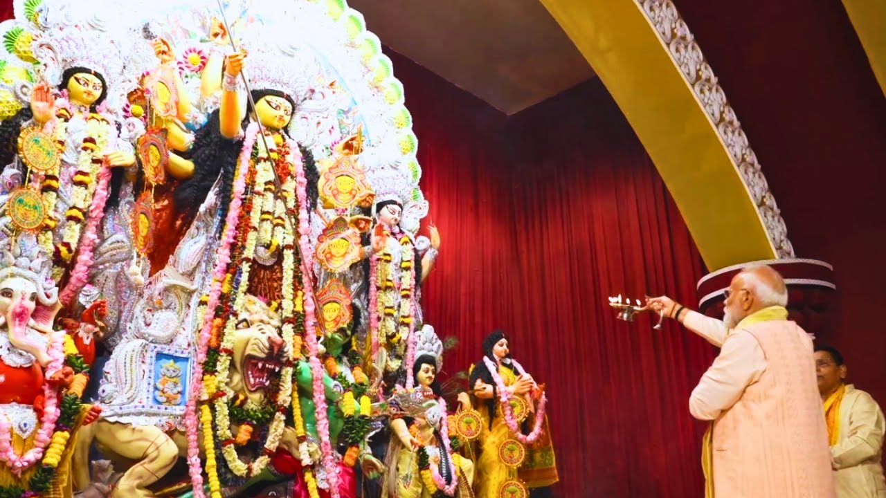 A splendid Durga Puja celebration in CR Park, Delhi