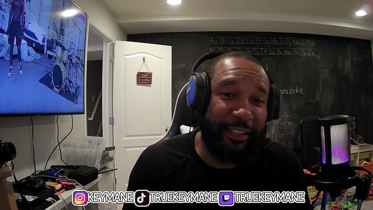 Stream - 085 - SUBtember! Streamer University Application! Troubleshooting and more...