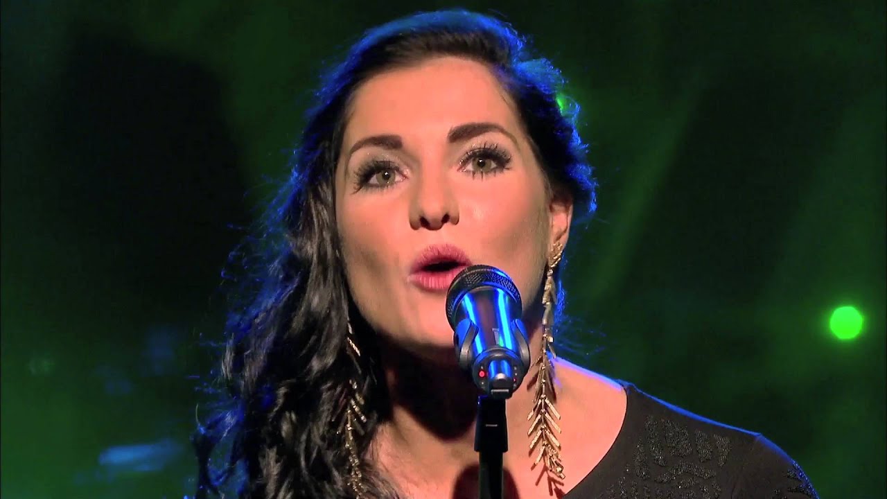Zoe George a Rob Marshall - Y Dewin a Mi