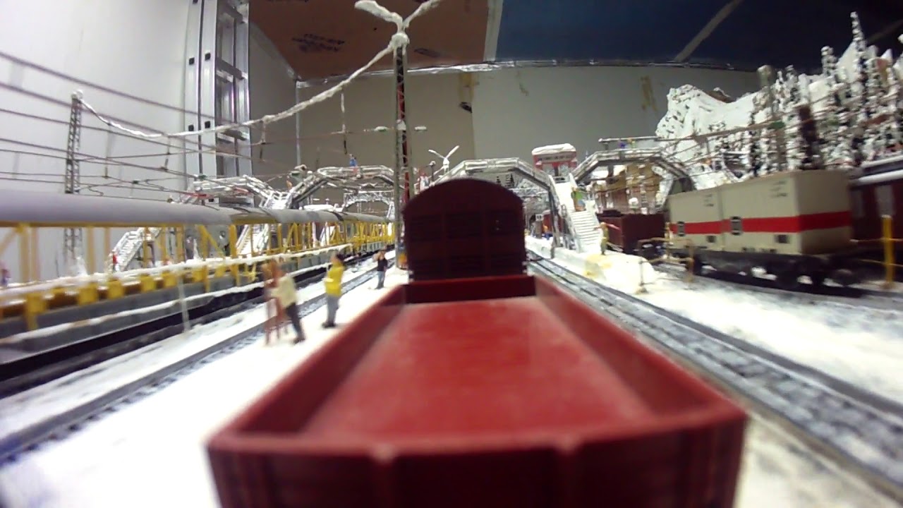 Happy New Year from a provincial railway line: M&auml;rklin Modeltrain layout, M&auml;rklin HO Anlage