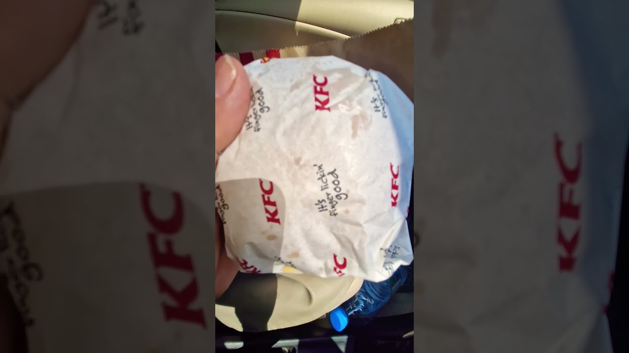 kfc crunch burger review#kfc cappuccino review