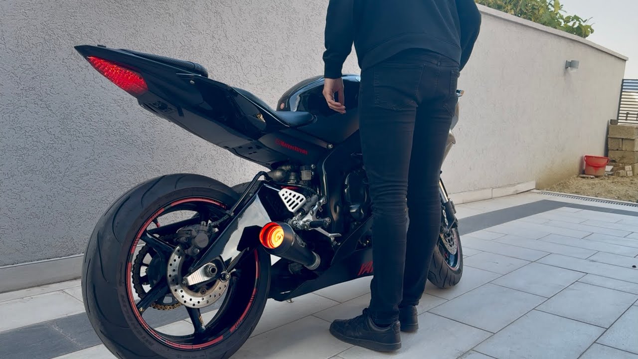 R6 M4 Exhaust Sound Test &ndash; Pure Aggression