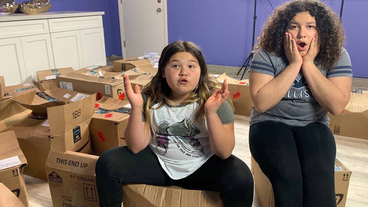 Izzy Ordered 100 Gallons of Slime Glue on AMAZON - Huge slime supplies haul