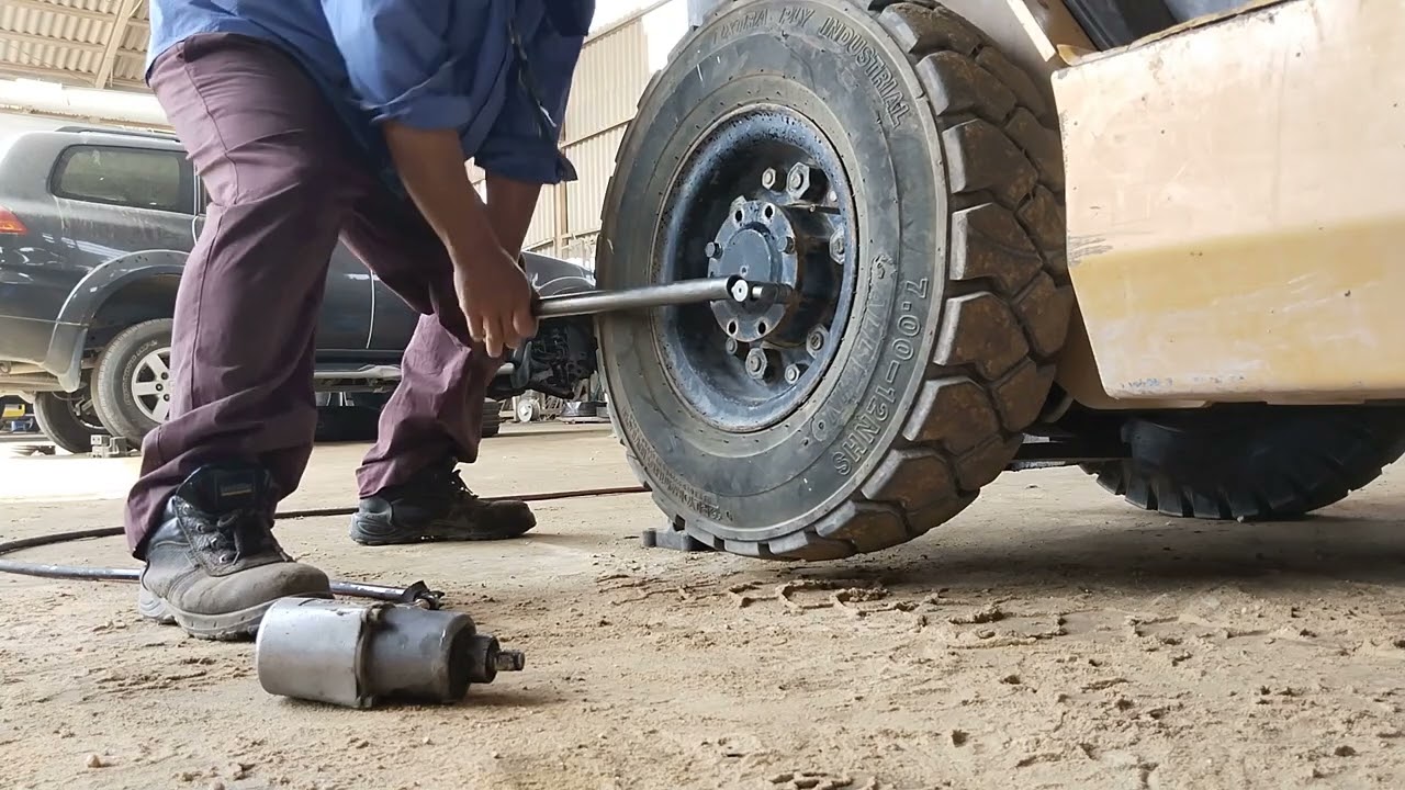 Caterpillar forklift weak brake