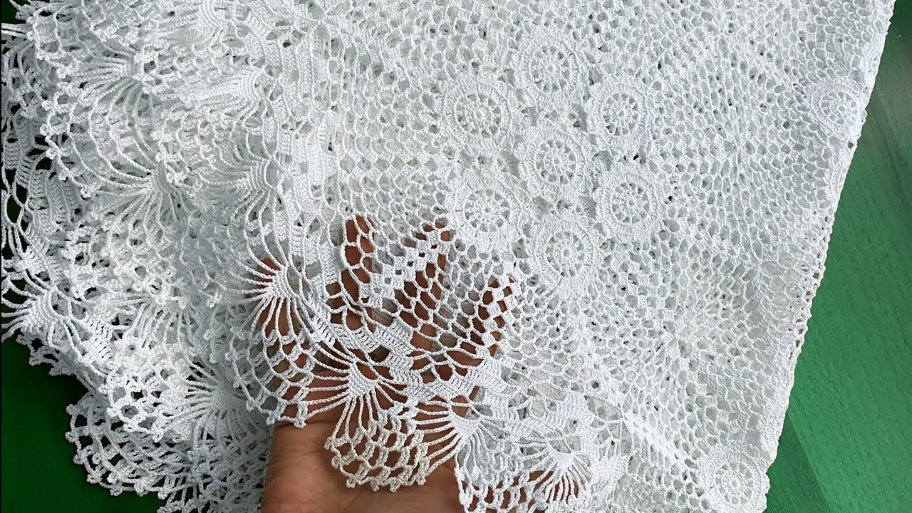 Free Size Crochet Doily Pattern & Border Tutorial Part 1🧶Custom Shapes for Table Runners or Blankets