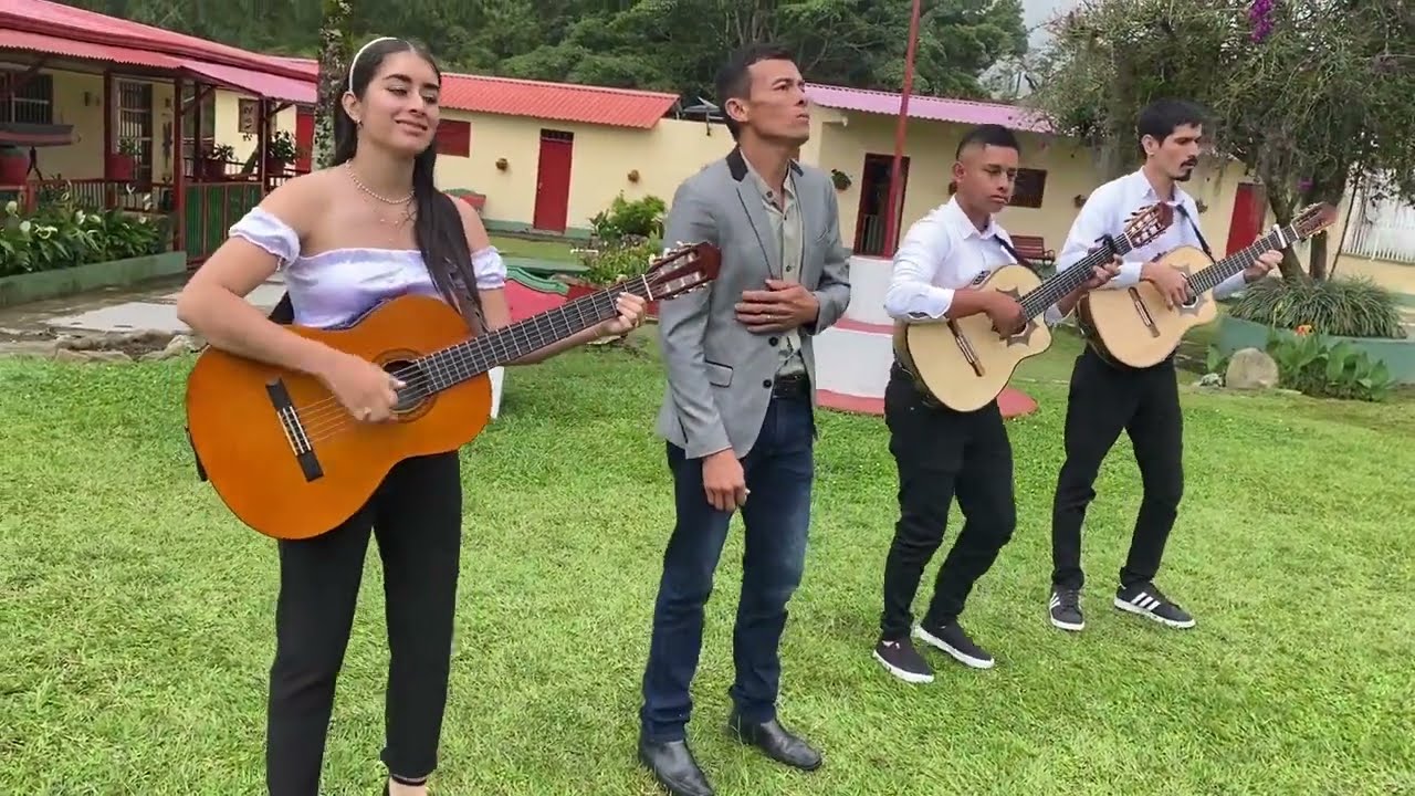 Falsedades - Yaro Arboleda y Hermanos Bermúdez  - Gp Renovación