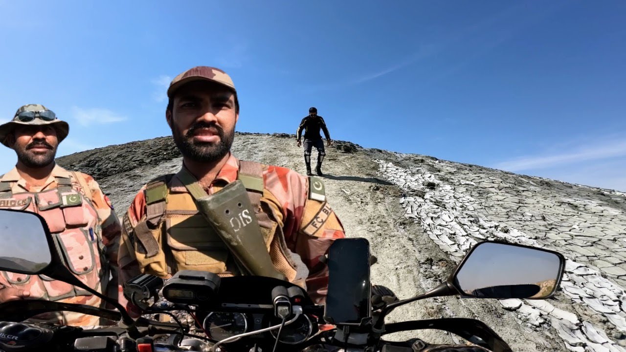 Balochistan jaty hue Ranger or Police ny rok lya | agay Aatish Fishan hai? 😰 | Mubashir Abbasi Vlogs