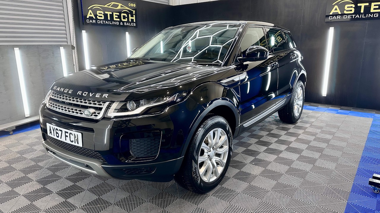 2017 LAND ROVER RANGE ROVER EVOQUE SE 2.0 ED4 SE SUV 5DR DIESEL MANUAL FWD EURO 6 Walkaround