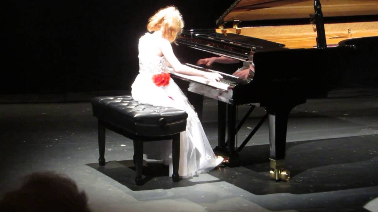 Elena Cobb : Arabia Étude Tableaux performed by Julia Meyerding (10 yo)