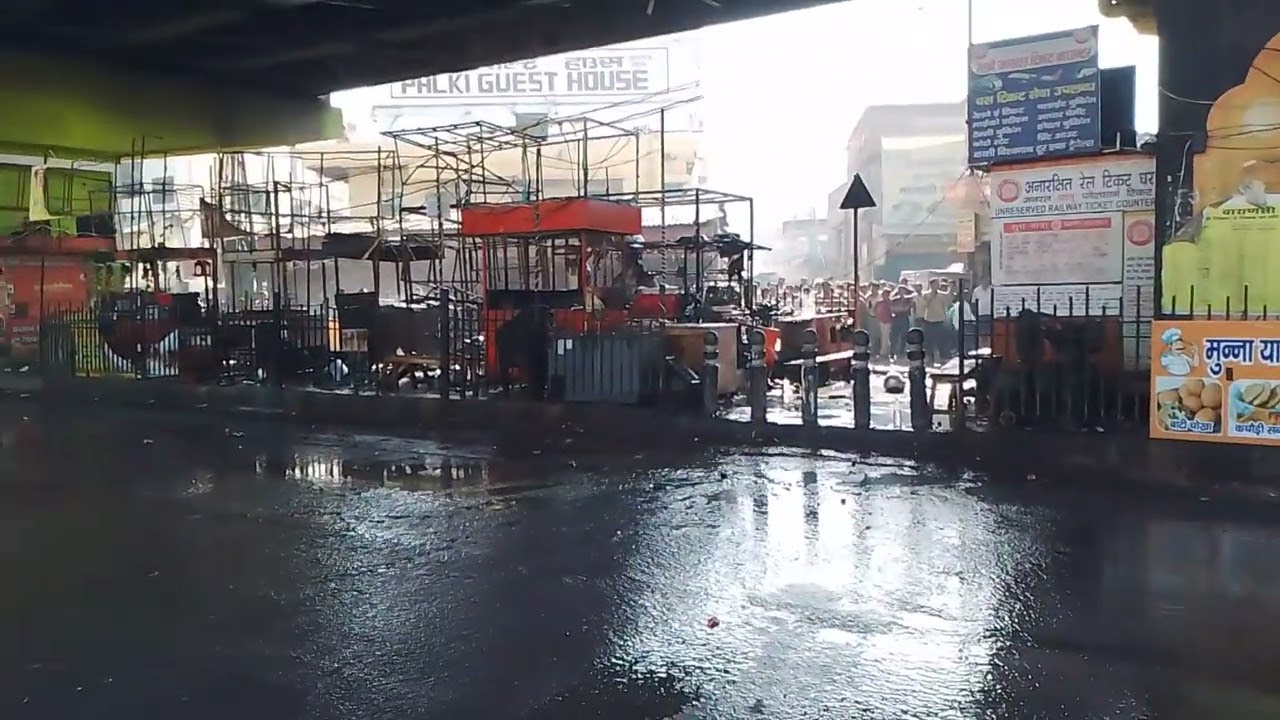 Varanasi junction pe fire brigade