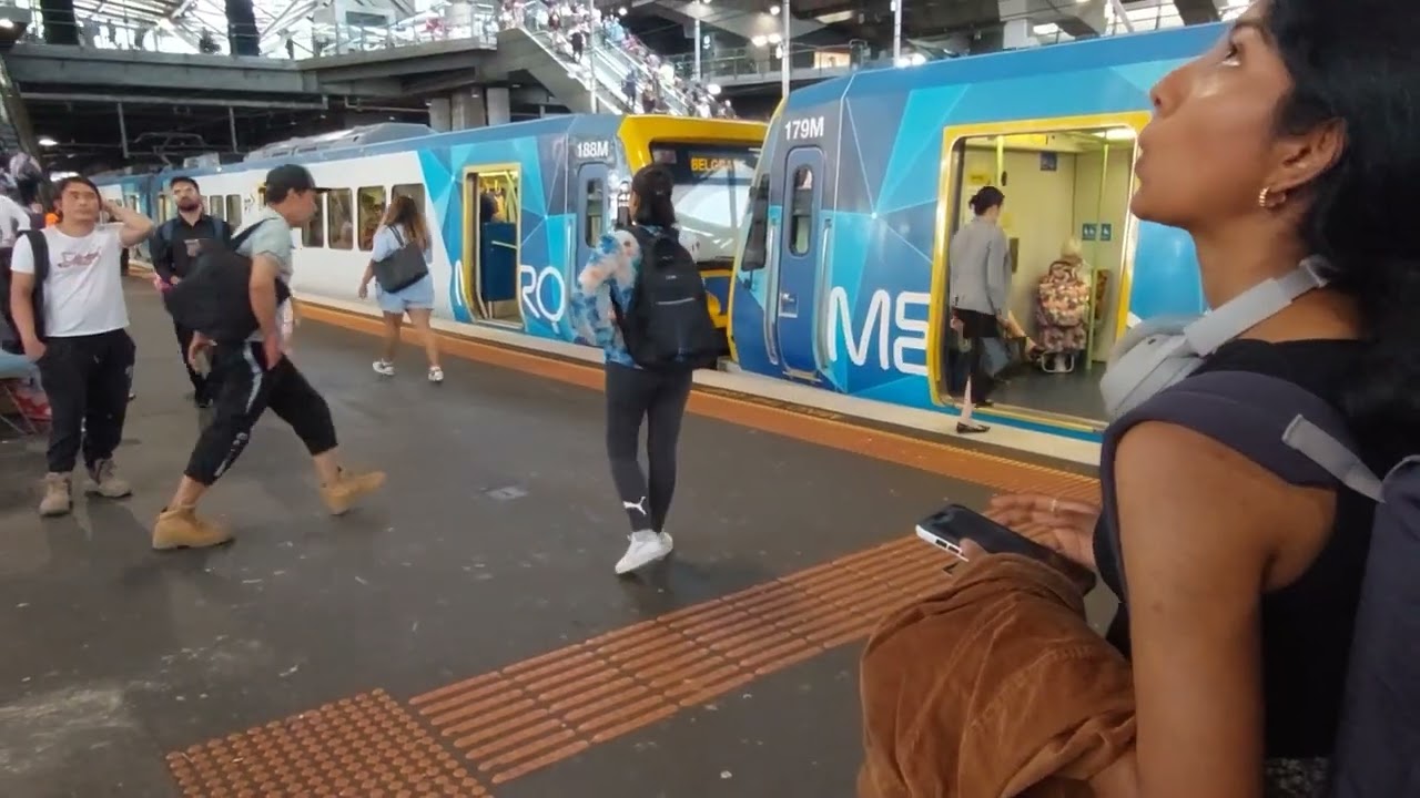 #Metro trains at Southern Cross station, platforms 9 and 10. #Melbourne, Australia.