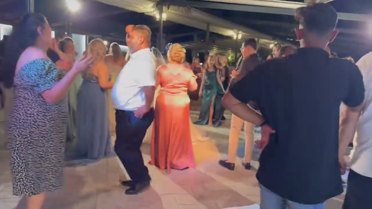 GURSEL TRIANTAFILOS.  GAMO SOSTI 2025