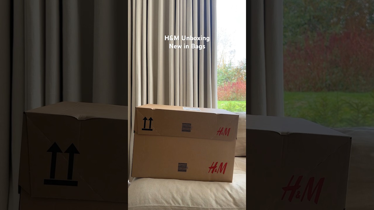 H&M new in bags! So many great designer alternatives! #bags #hm #hmunboxing #fashion #style #hmhaul