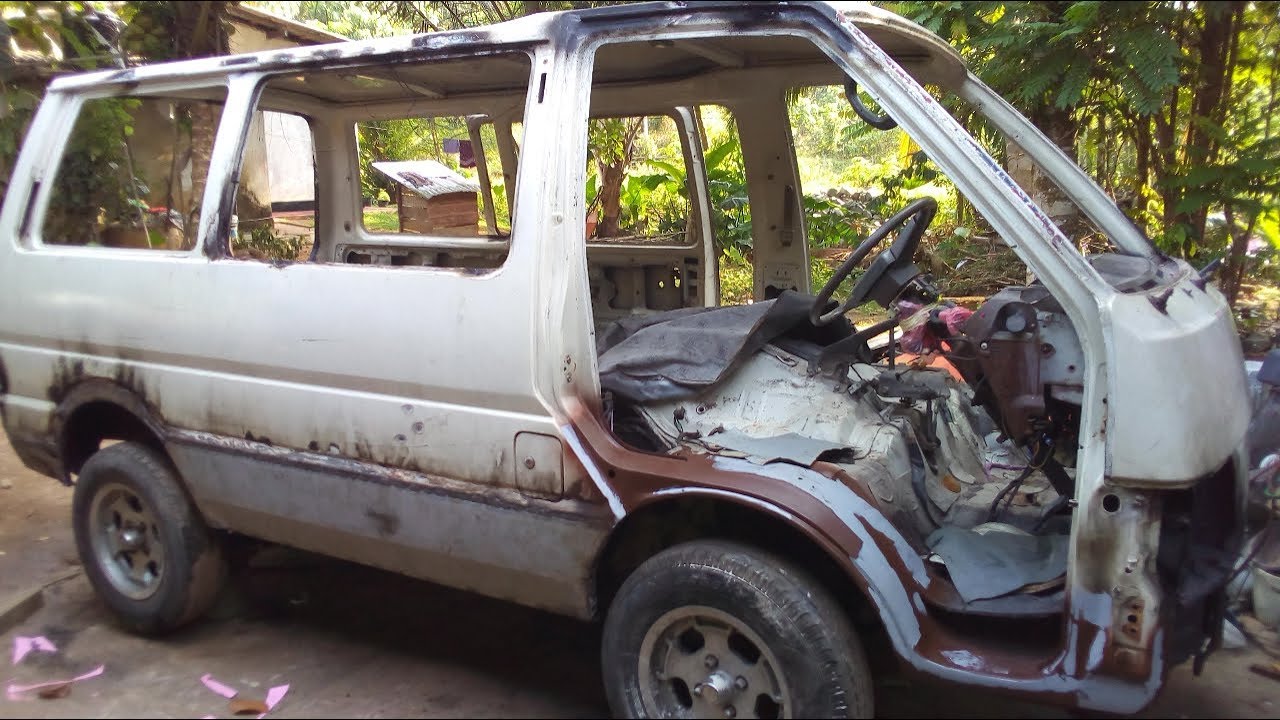Nissan Vanette Restoration | Nissan Vanette repair and Repaint