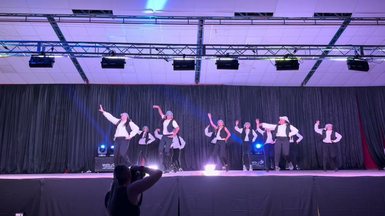 DANZAS ARABES DABKE PROFESORA LUCILA ALONSO