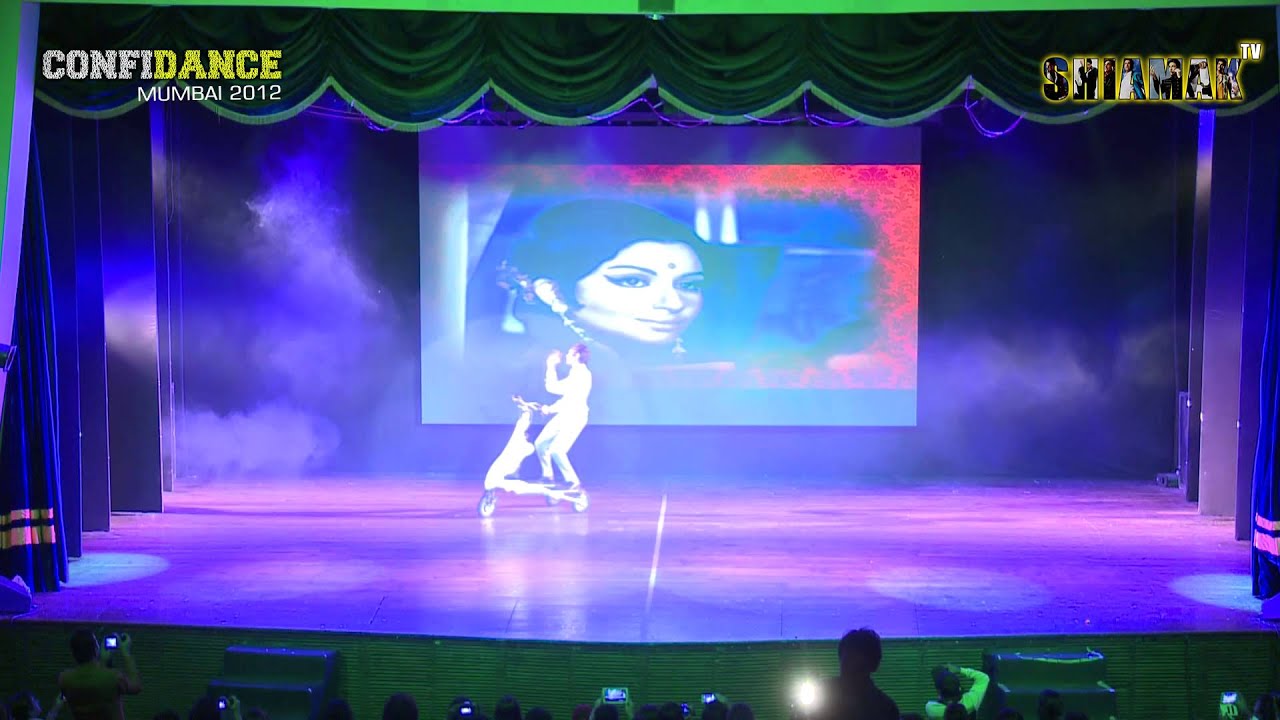 Old Hindi Medley - Shiamak Confidance Show - Mumbai 2012