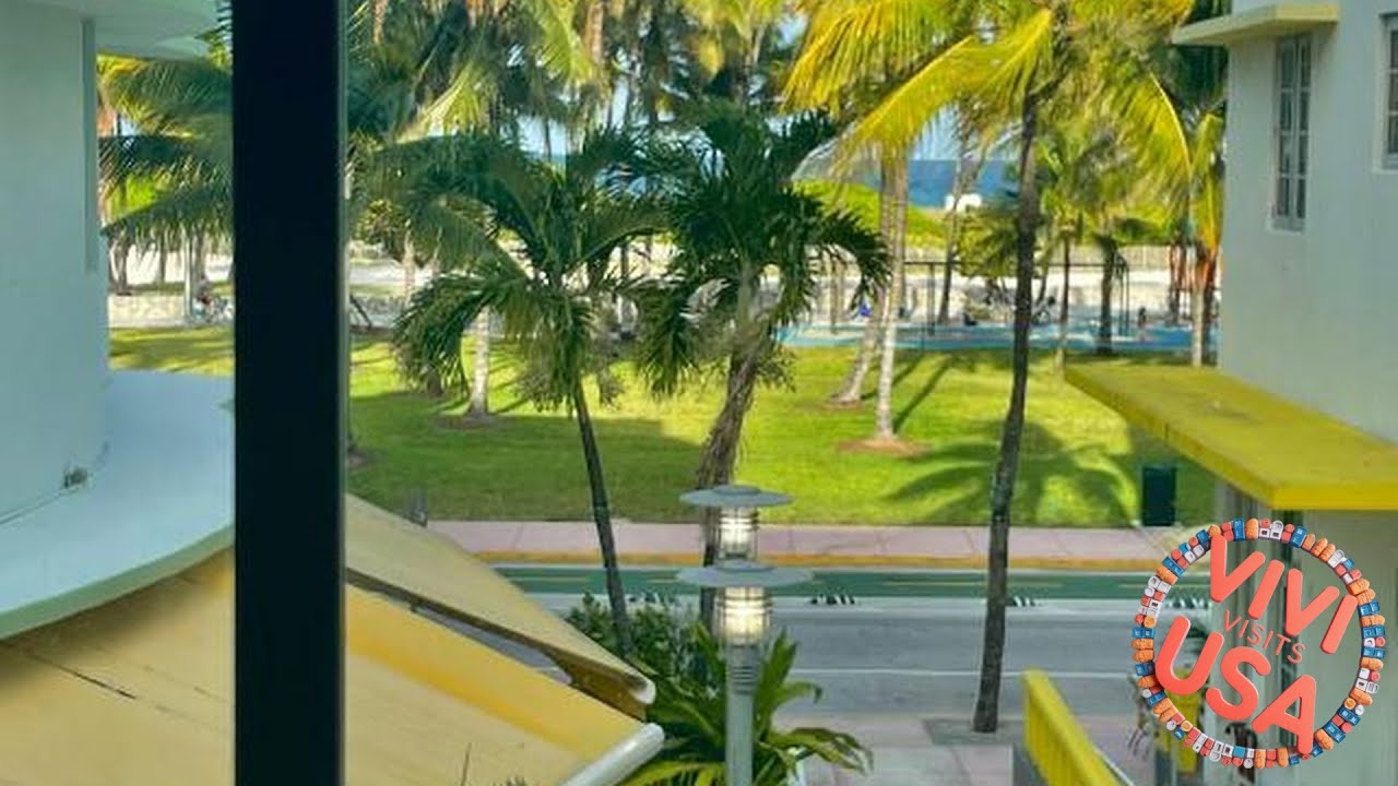 Beachfront Apt in Carlyle Hotel on Ocean Drive | Miami Beach (FL), United States | Hotel Review 🌟