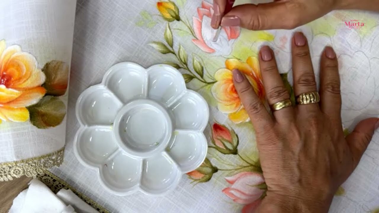 Como Pintar Caminho de Mesa com Arranjo de Rosas- Café com arte #161